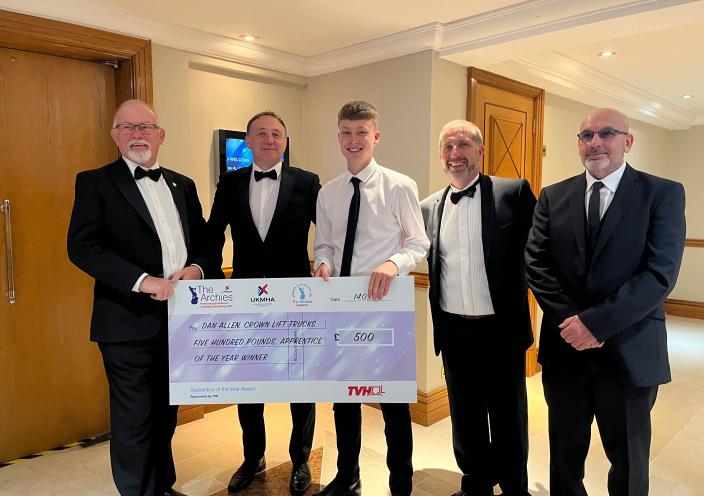 Dan Allen (centre) wins Apprentice of the Year