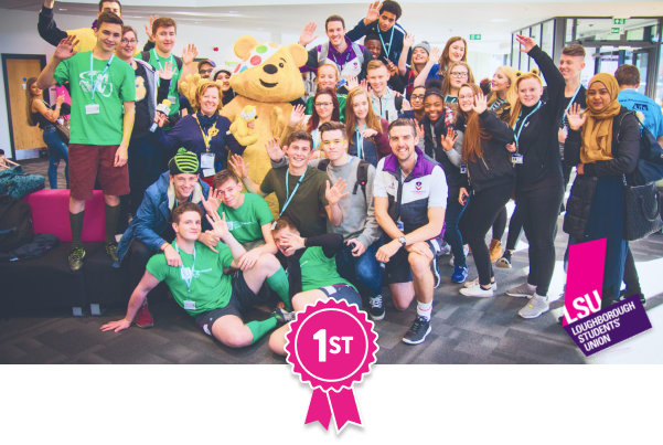 A group of students with Pudsy.